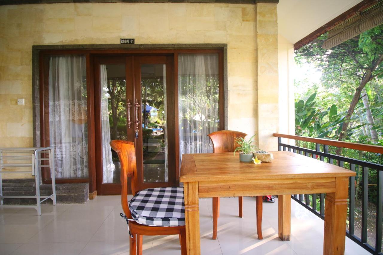 Capung Mas Villa *