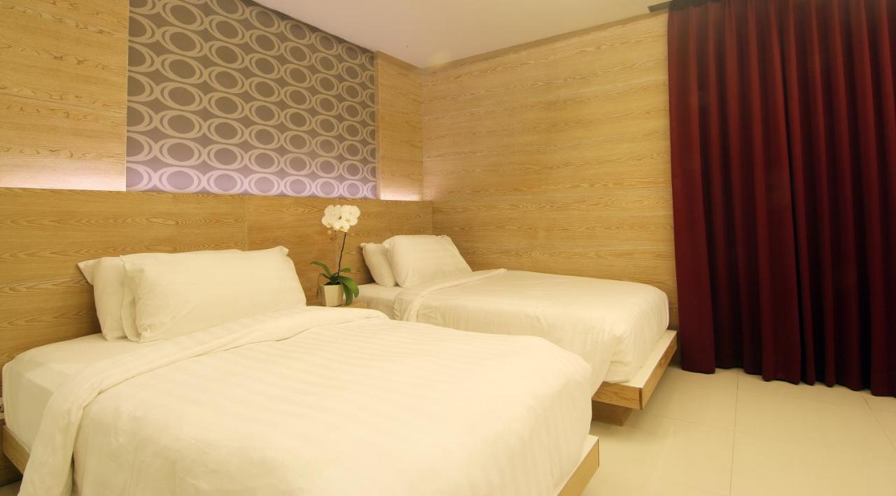 Greenfield Luxury *