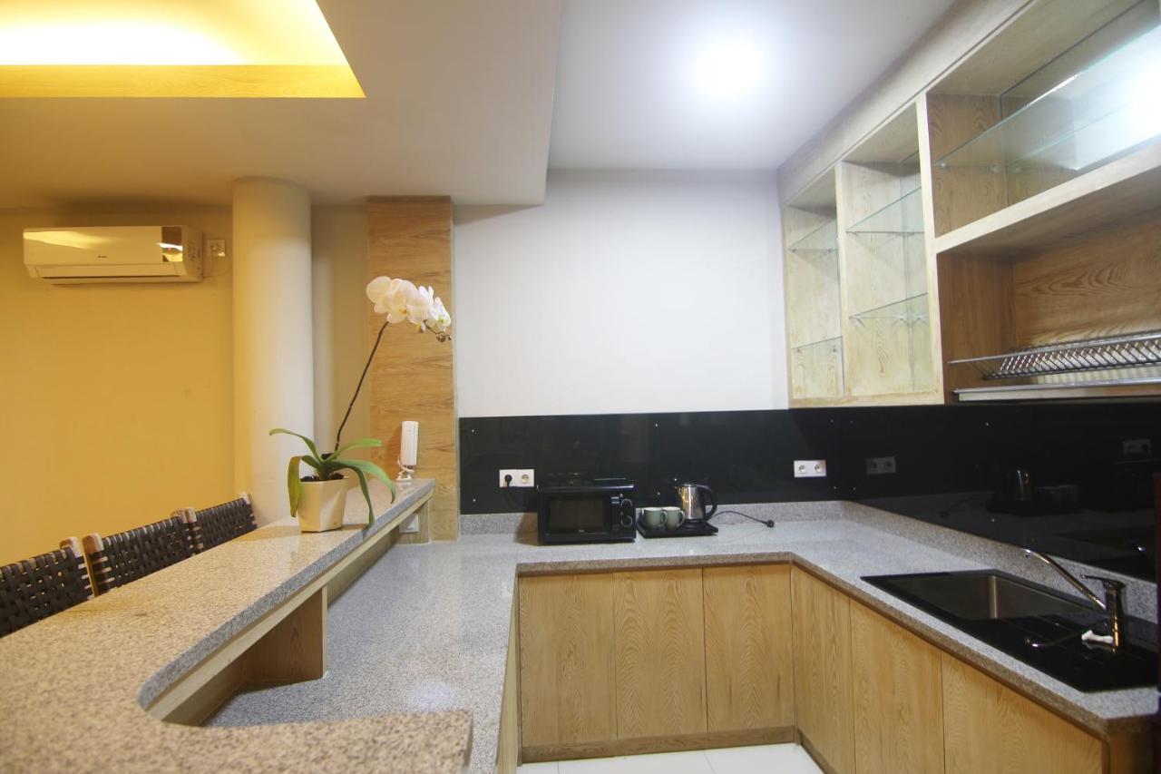 Greenfield Luxury Villa