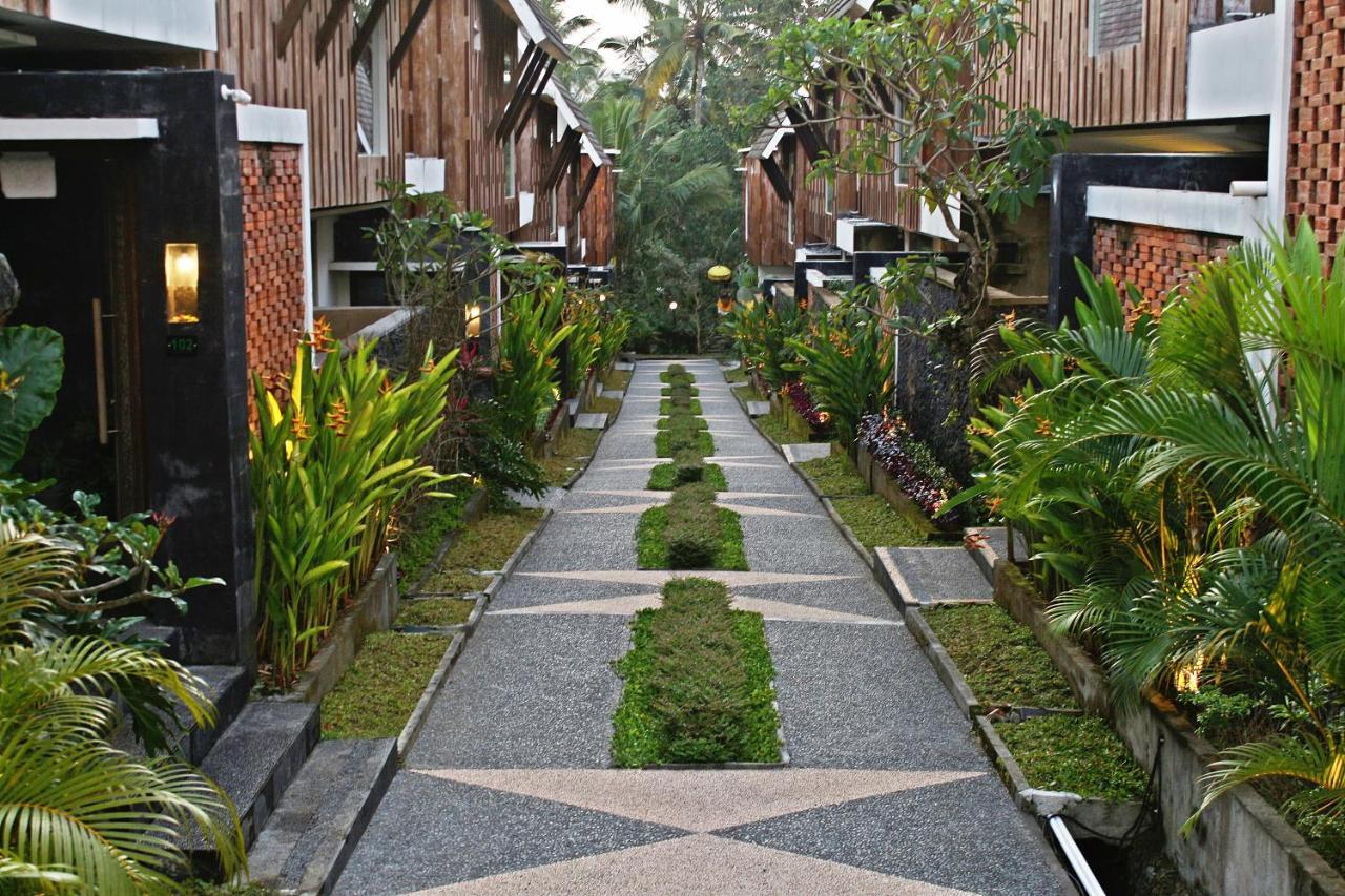 Greenfield Luxury Villa *