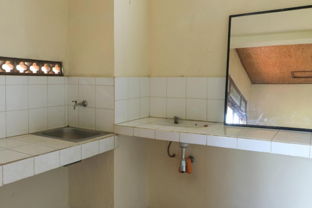 Rahayu House Guest house 2*