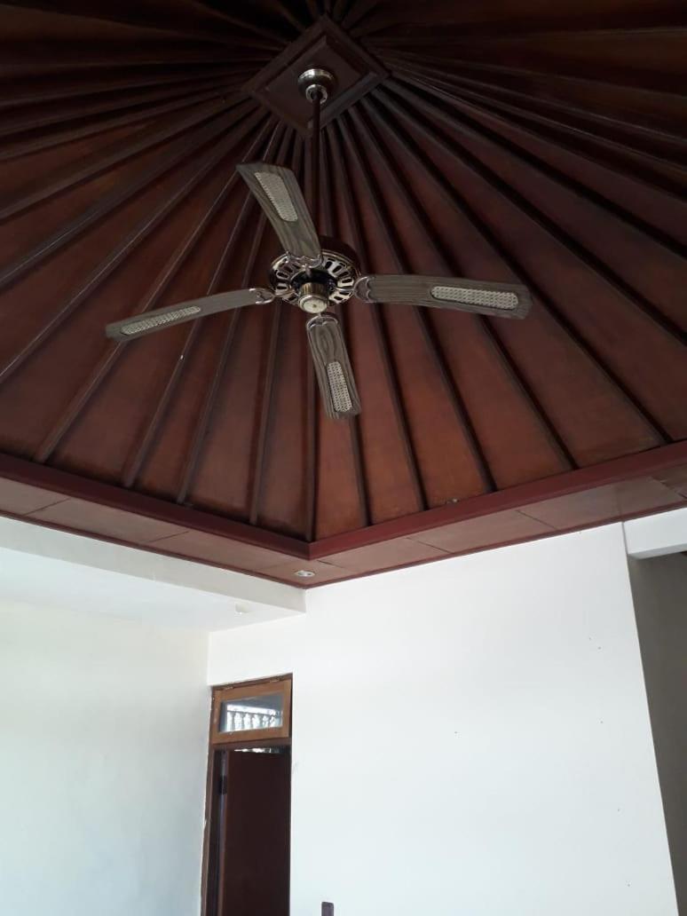 Uma Kutuh Hostel