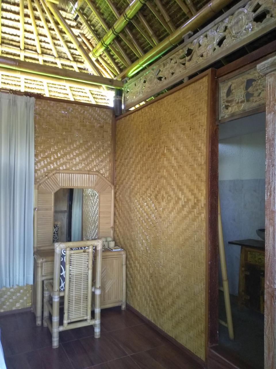 Kishi-kishi Villa *
