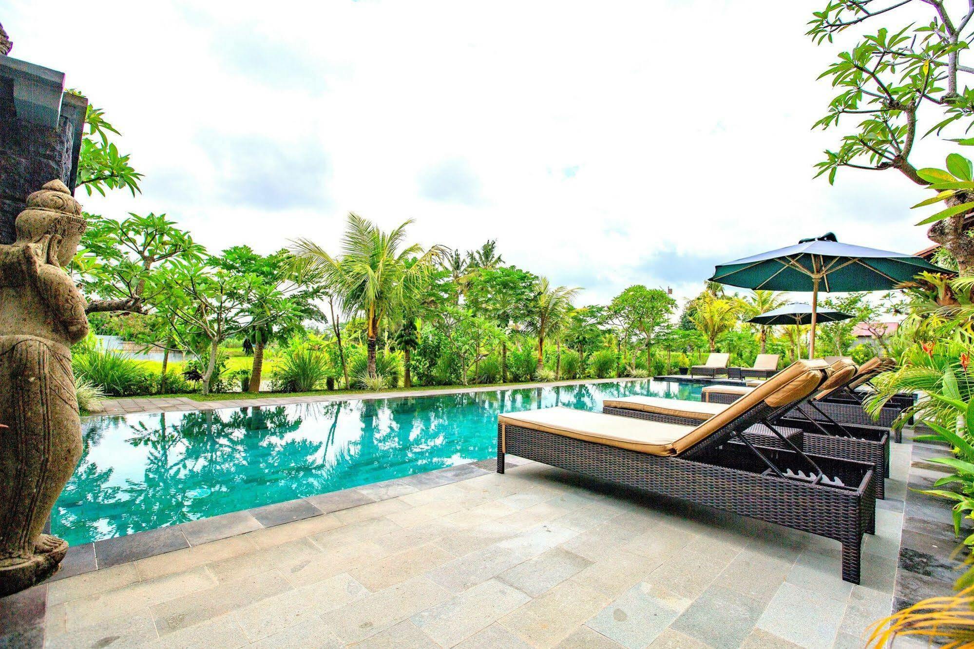 Kiskenda & Restaurant Hotel 3*