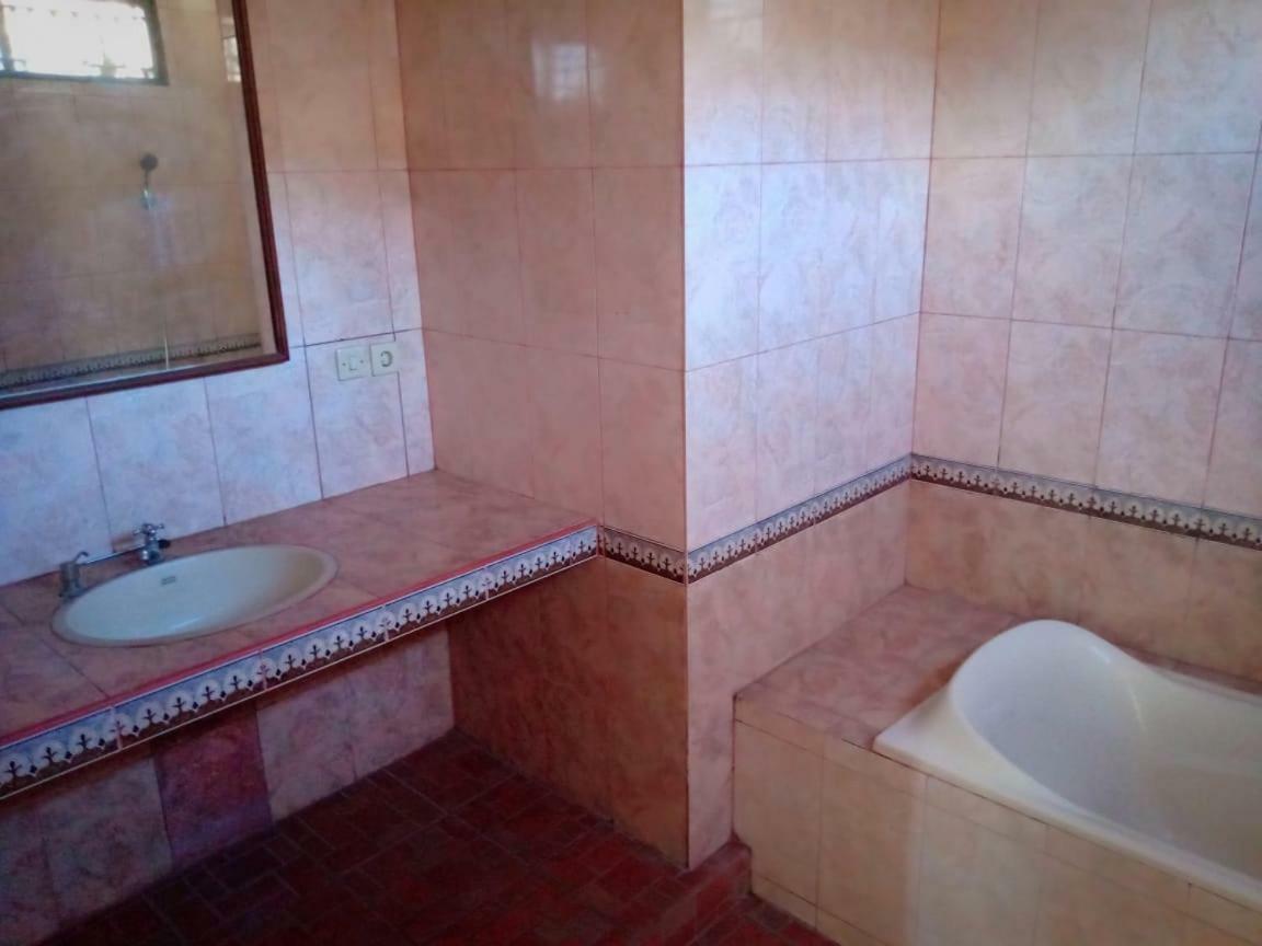 Hostel Uma Kutuh *