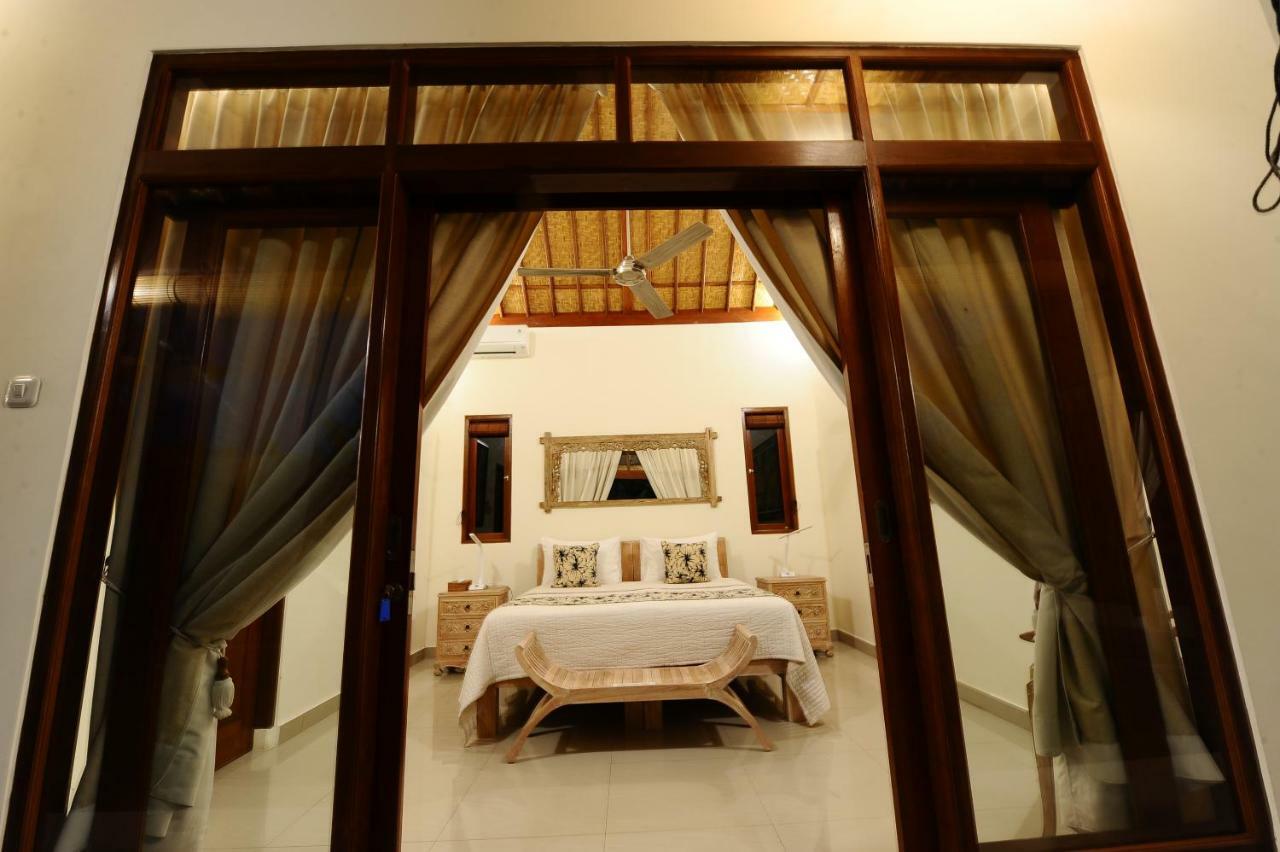 Villa Exotica *