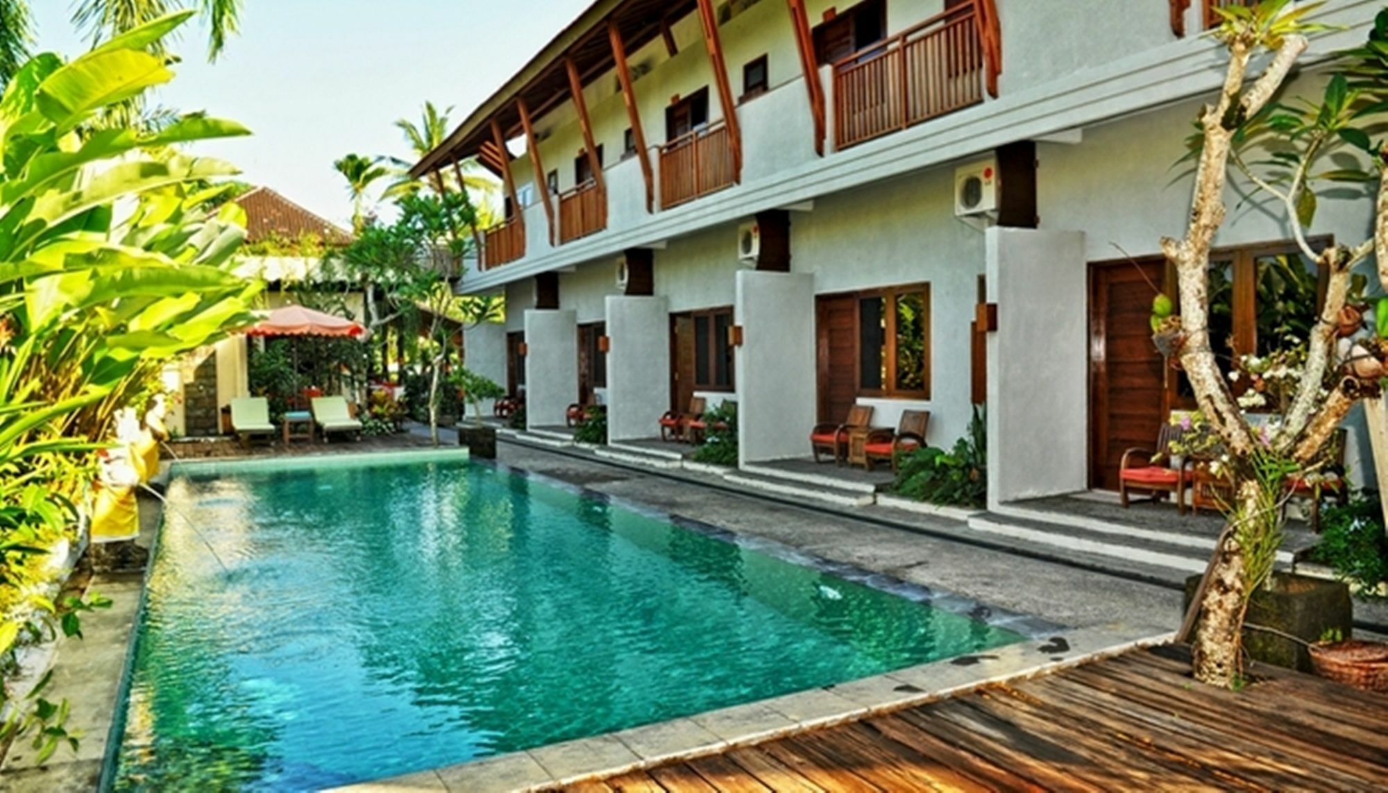 Anini Raka & Resort
