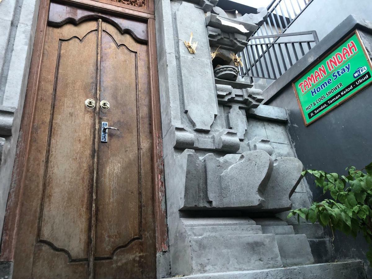 Taman Indah Homestay