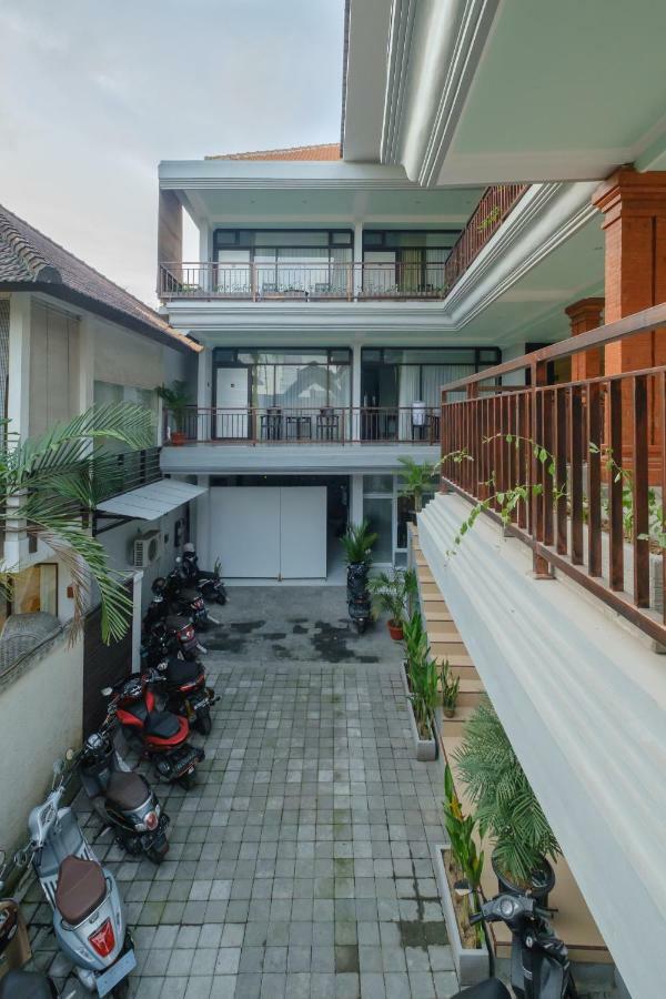 Grey House Monkey Forest Hotel Ubud (Bali)