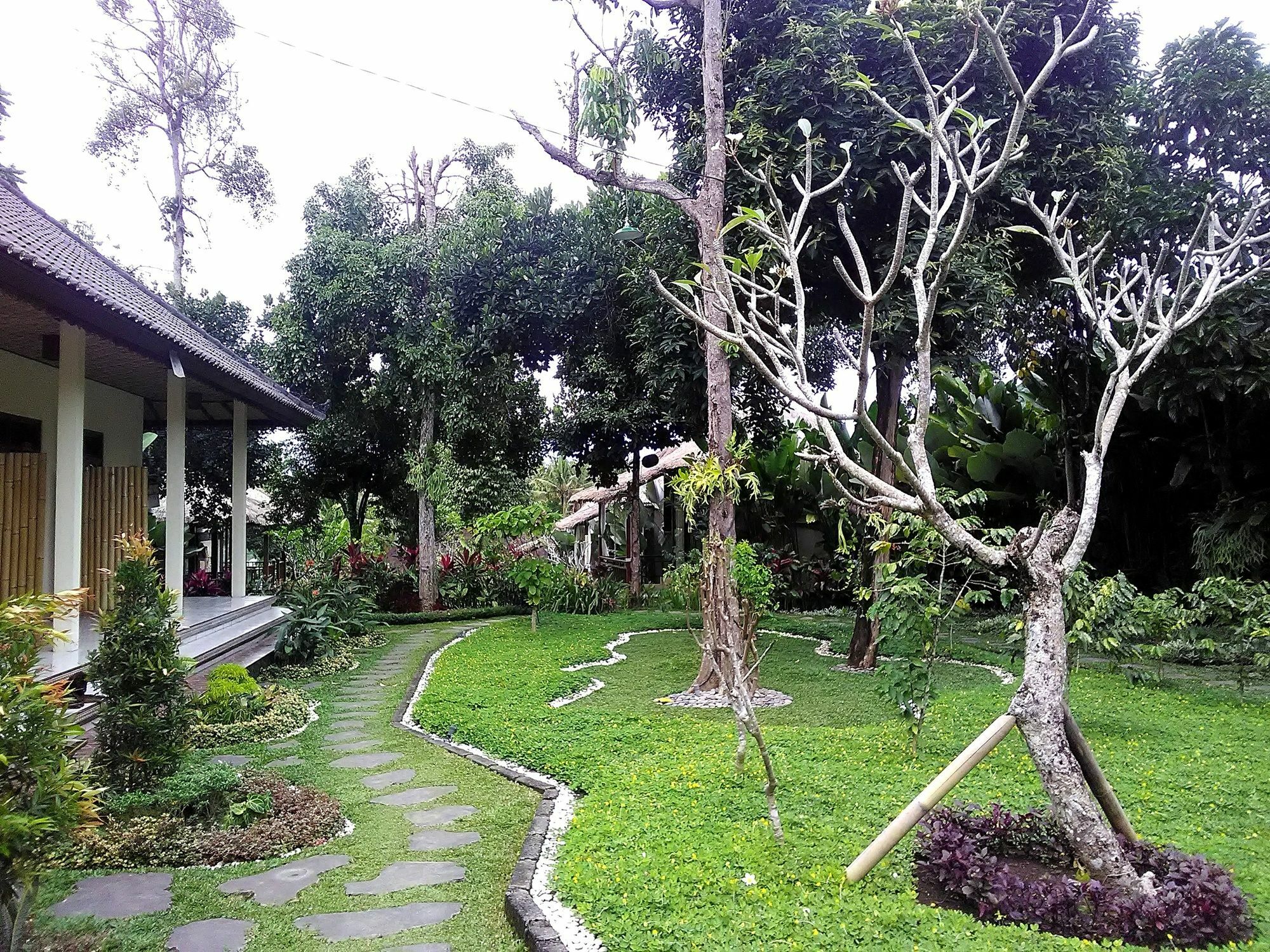 Astawa House 2*
