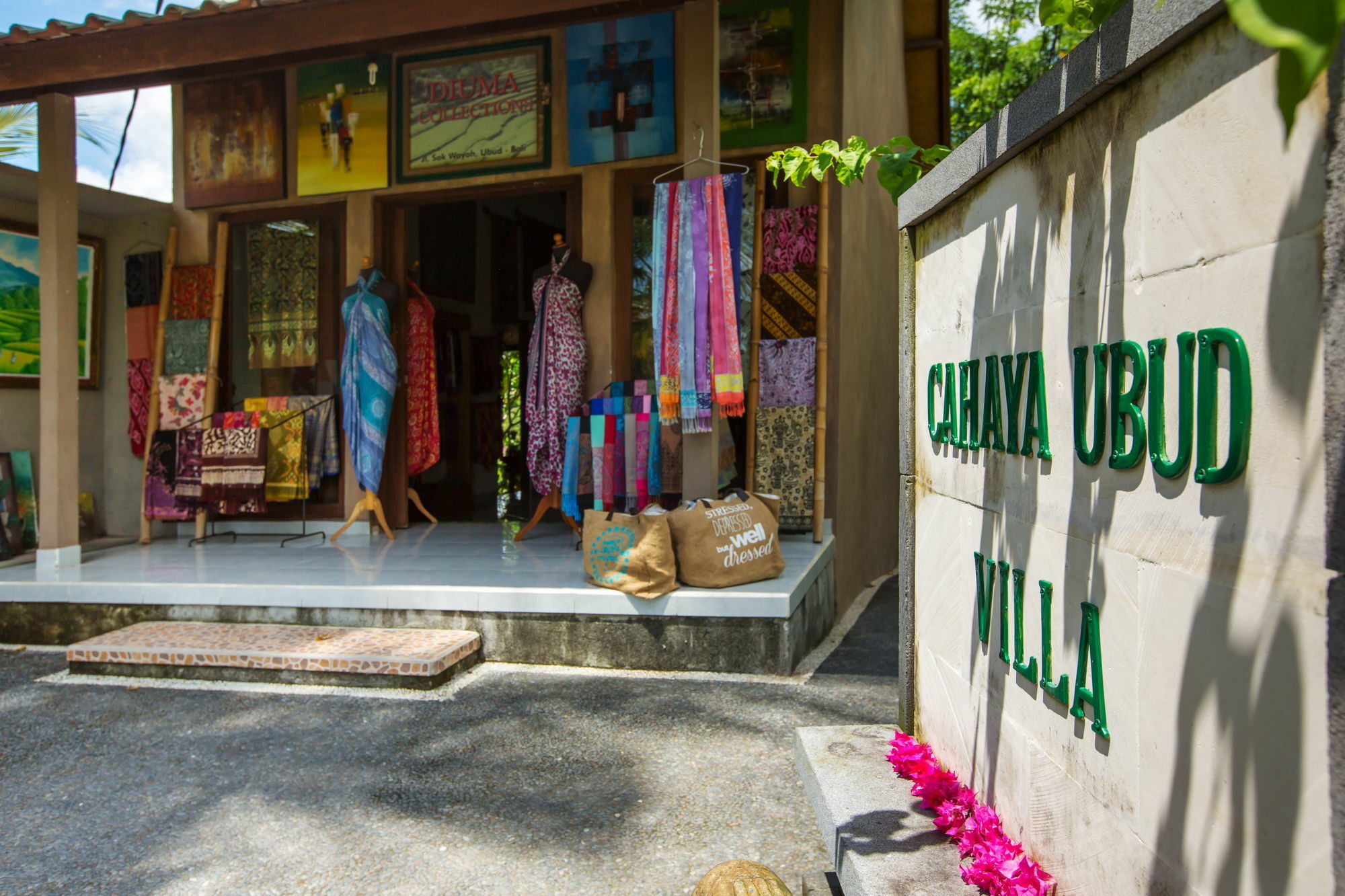 Villa Cahaya