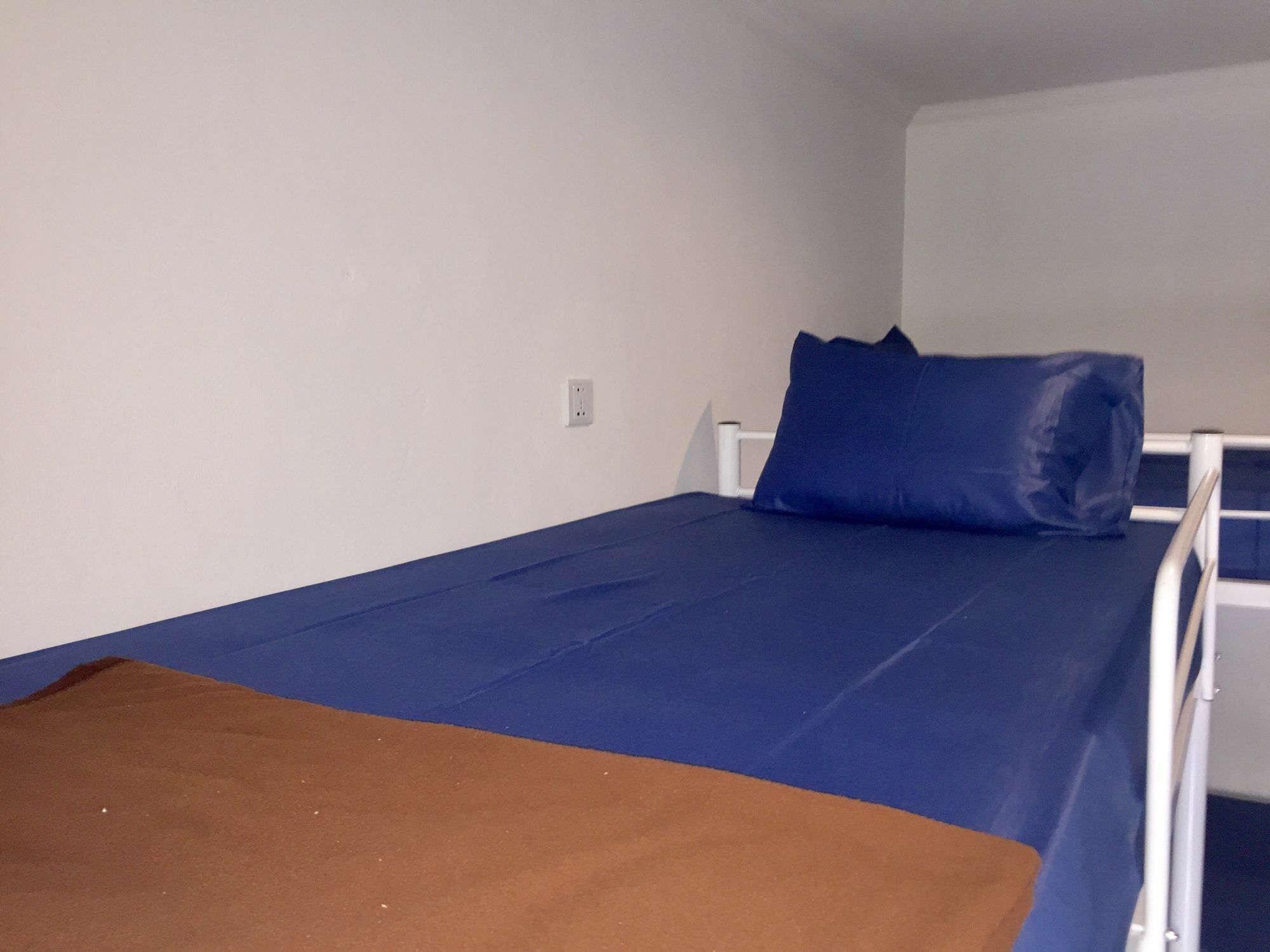 Dfive Family Hostel