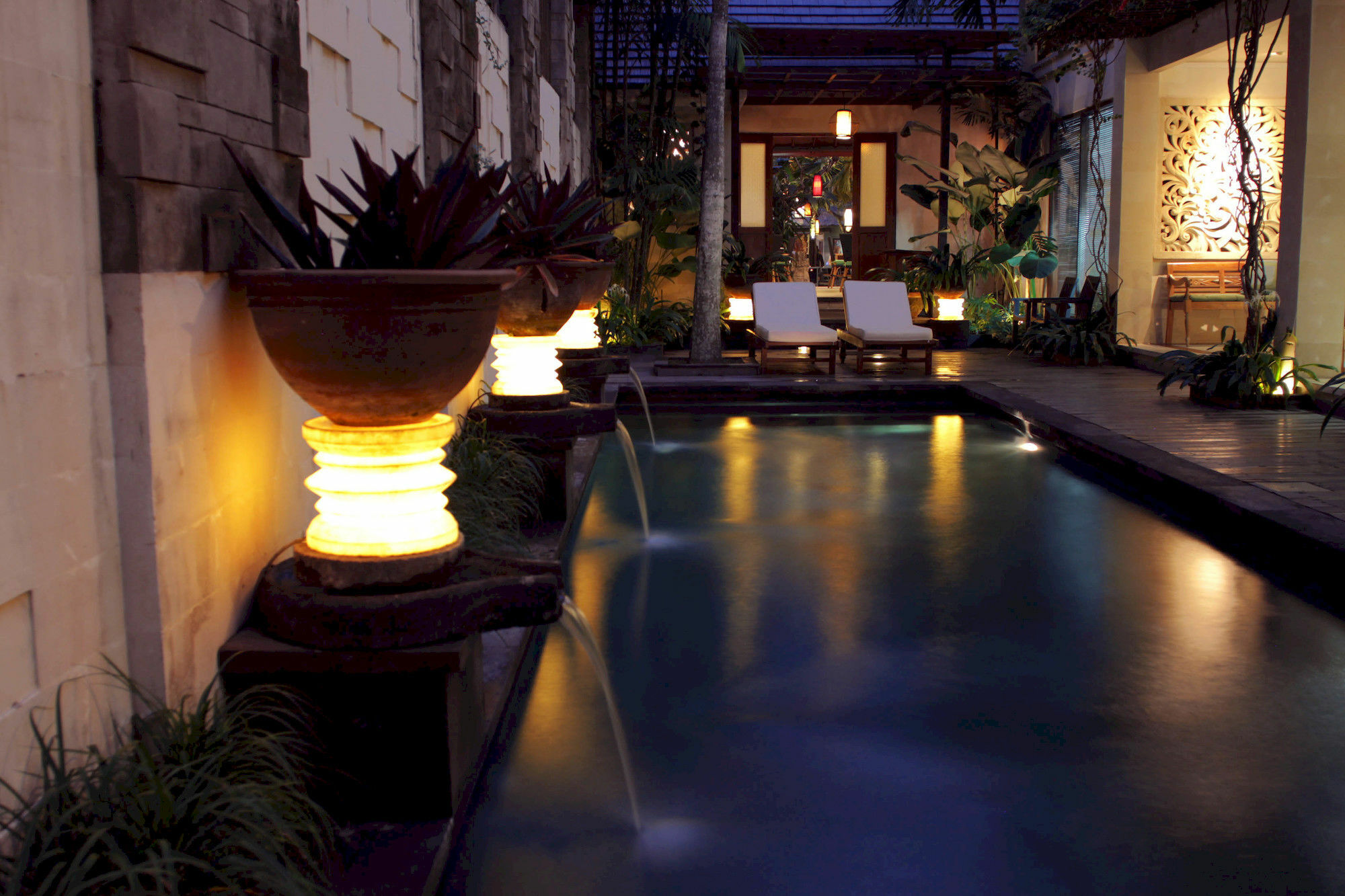 Cinta Grill & Hotel