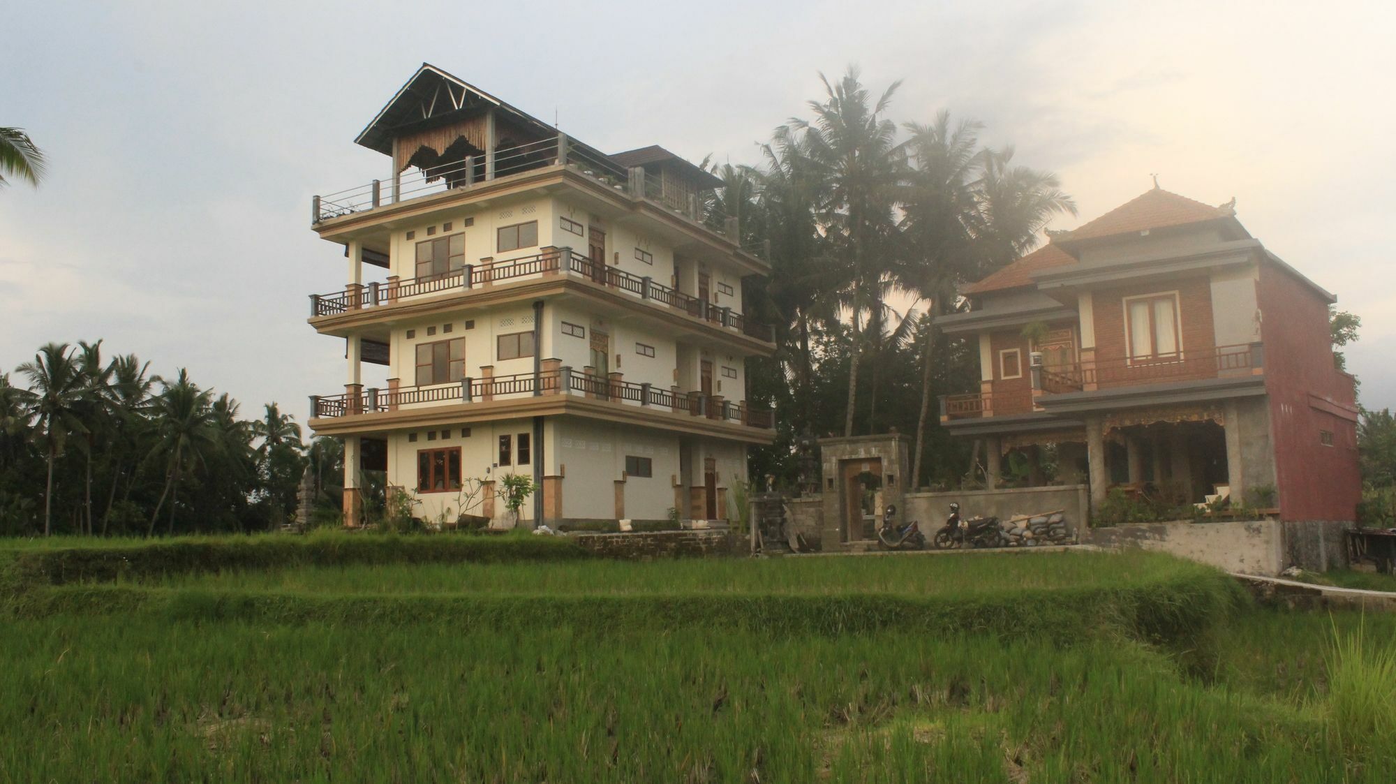 Nirwa Karma Inn 2*