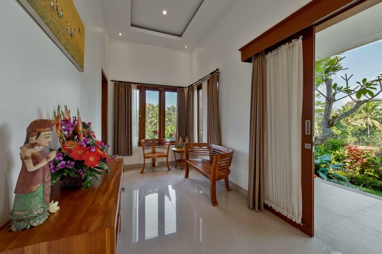 Cenik Lodge *