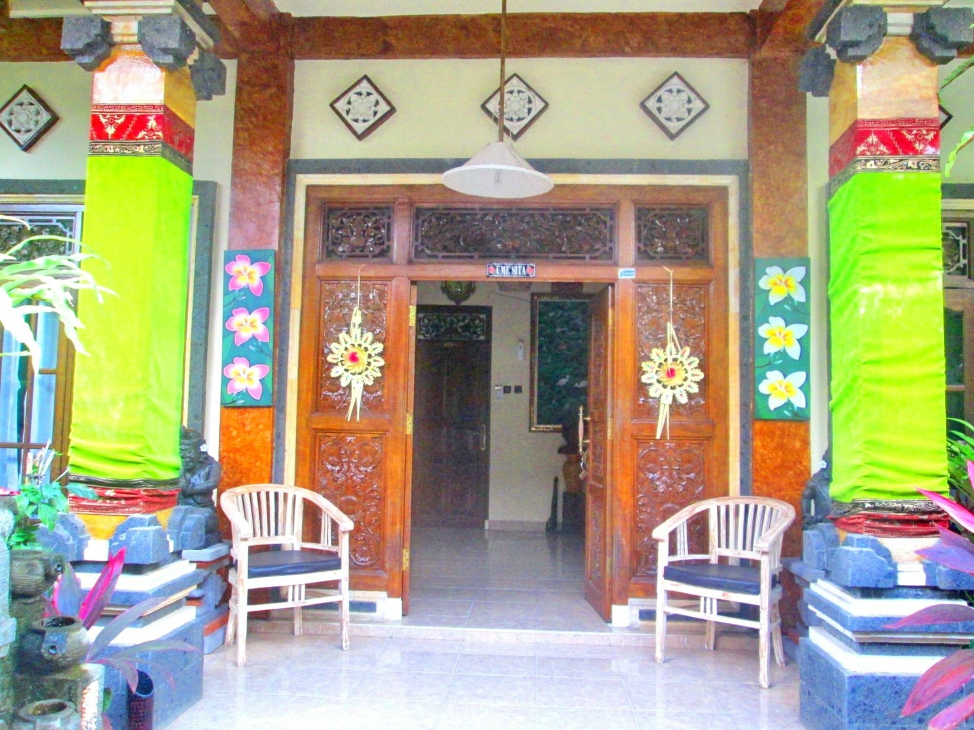 Homestay Ume Sita And