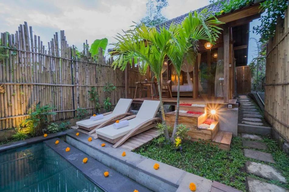 Ganesh Guest house *