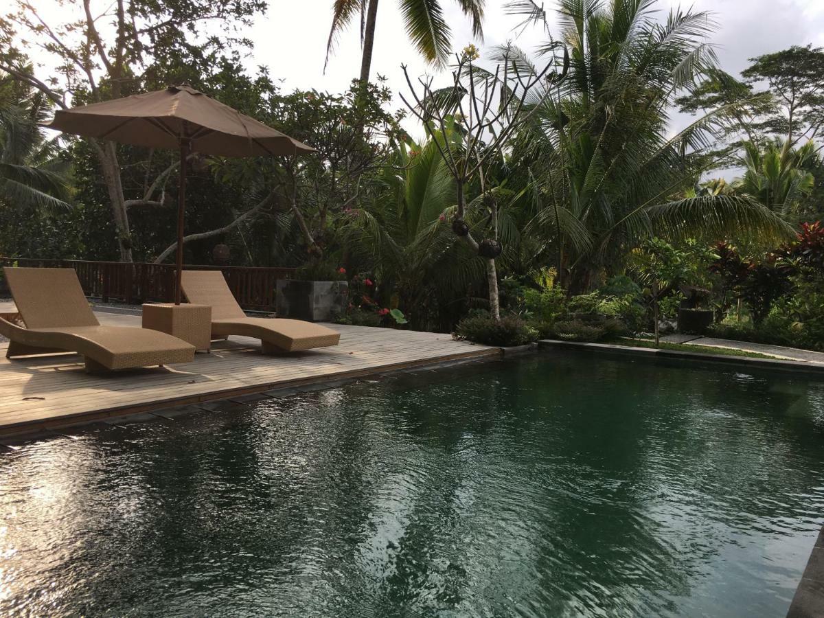 Villa Puri Raya