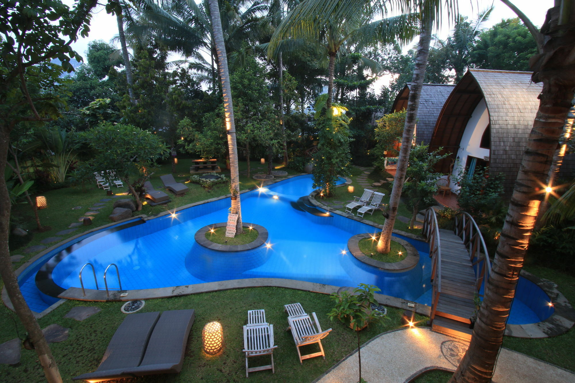 Bird - Chse Certified Holiday park Ubud (Bali)