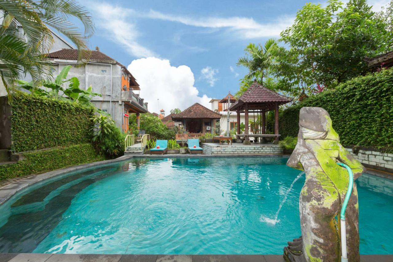 Sayong House Gasthuis 2*