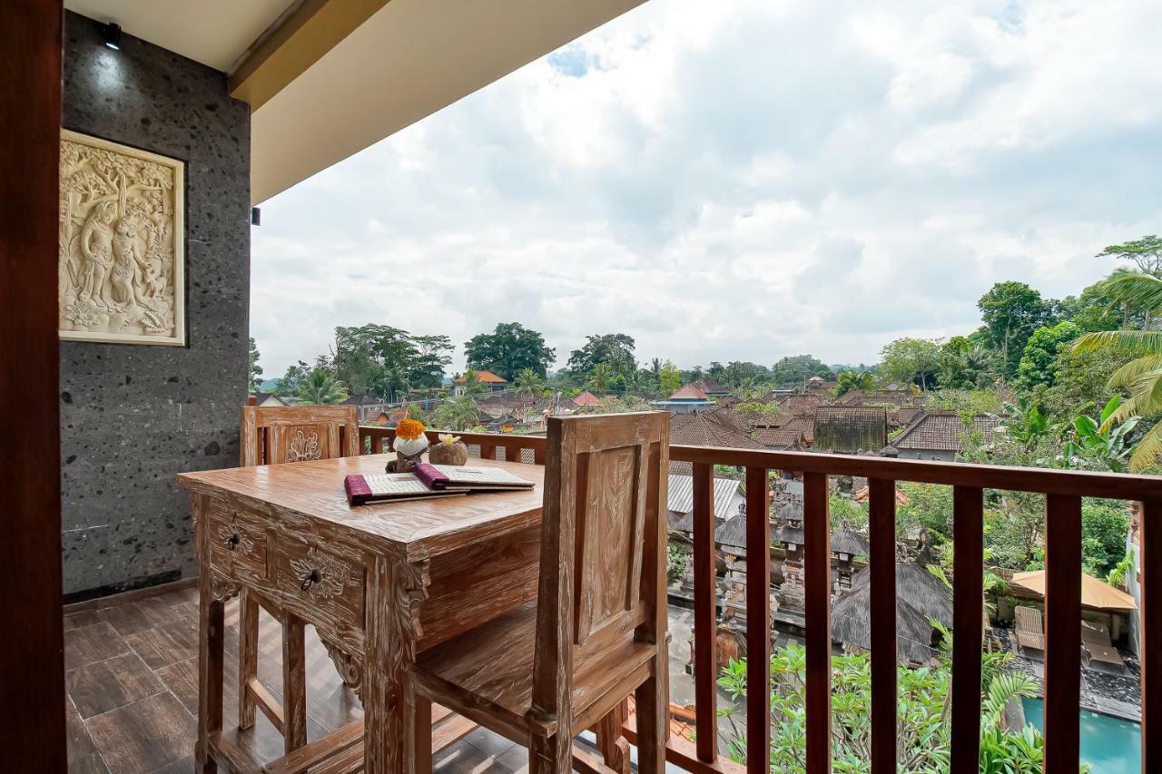 Santosha Place 3*