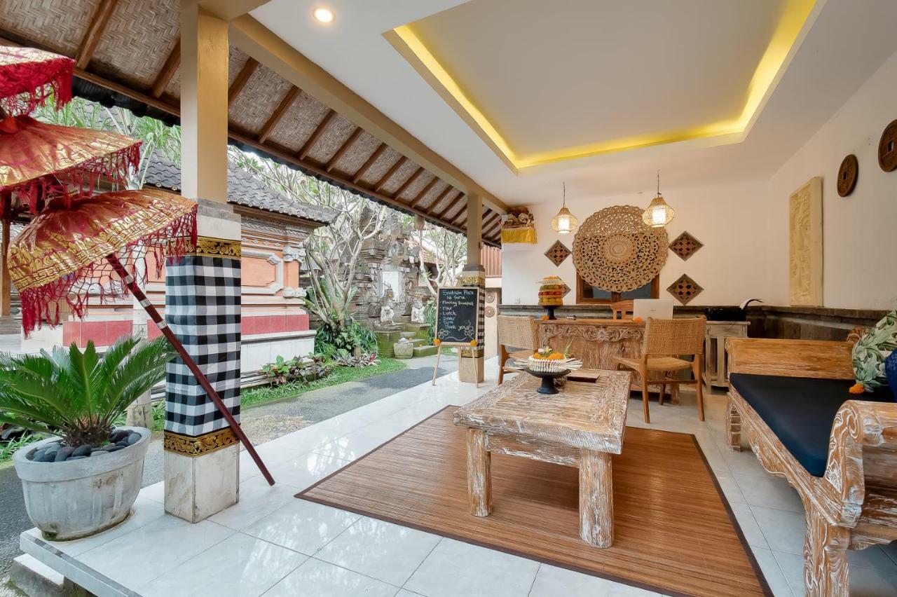 Santosha Place 3*