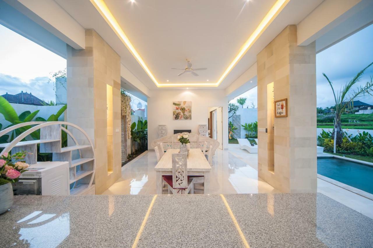 Tirta Padi 2 Villa *