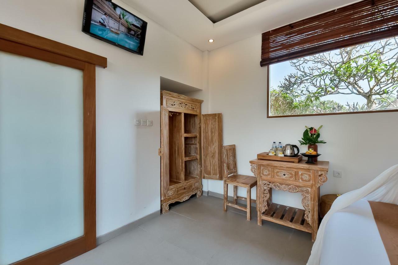 Santosha Place 3*
