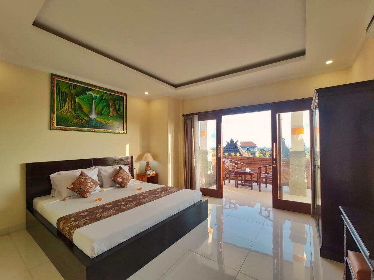 Kubu Taman Homestay *