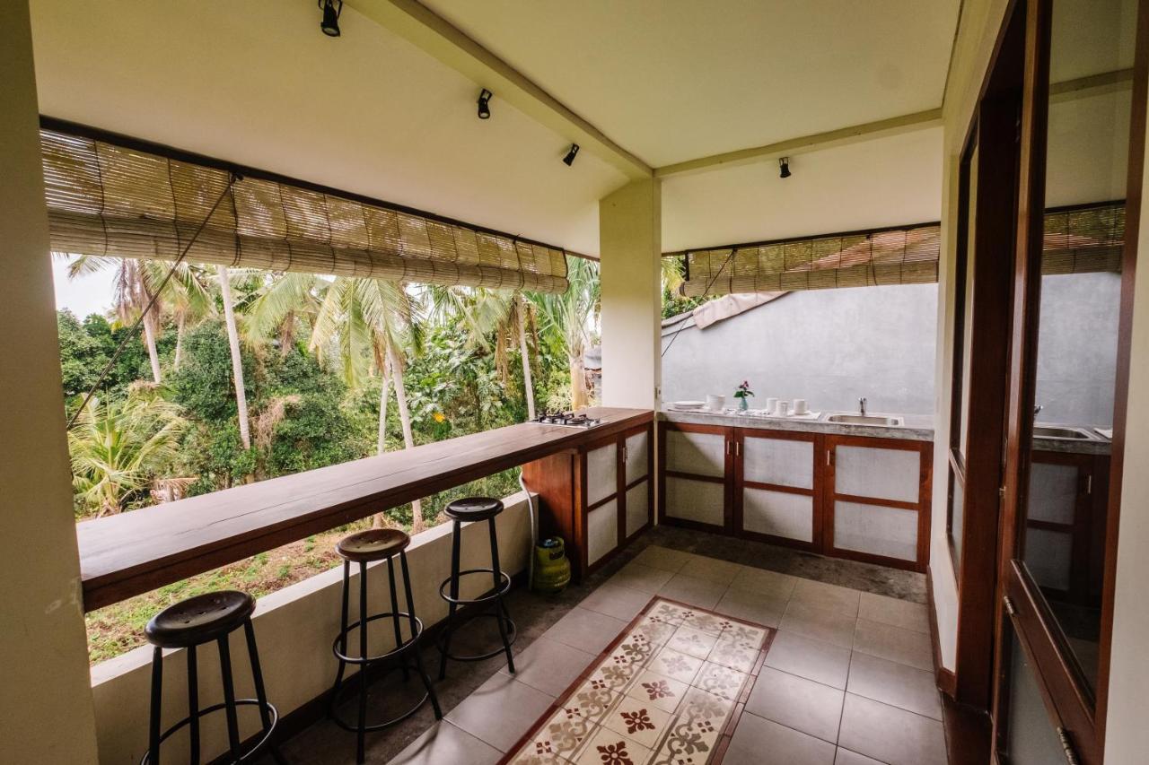 Rumah Taman 3*