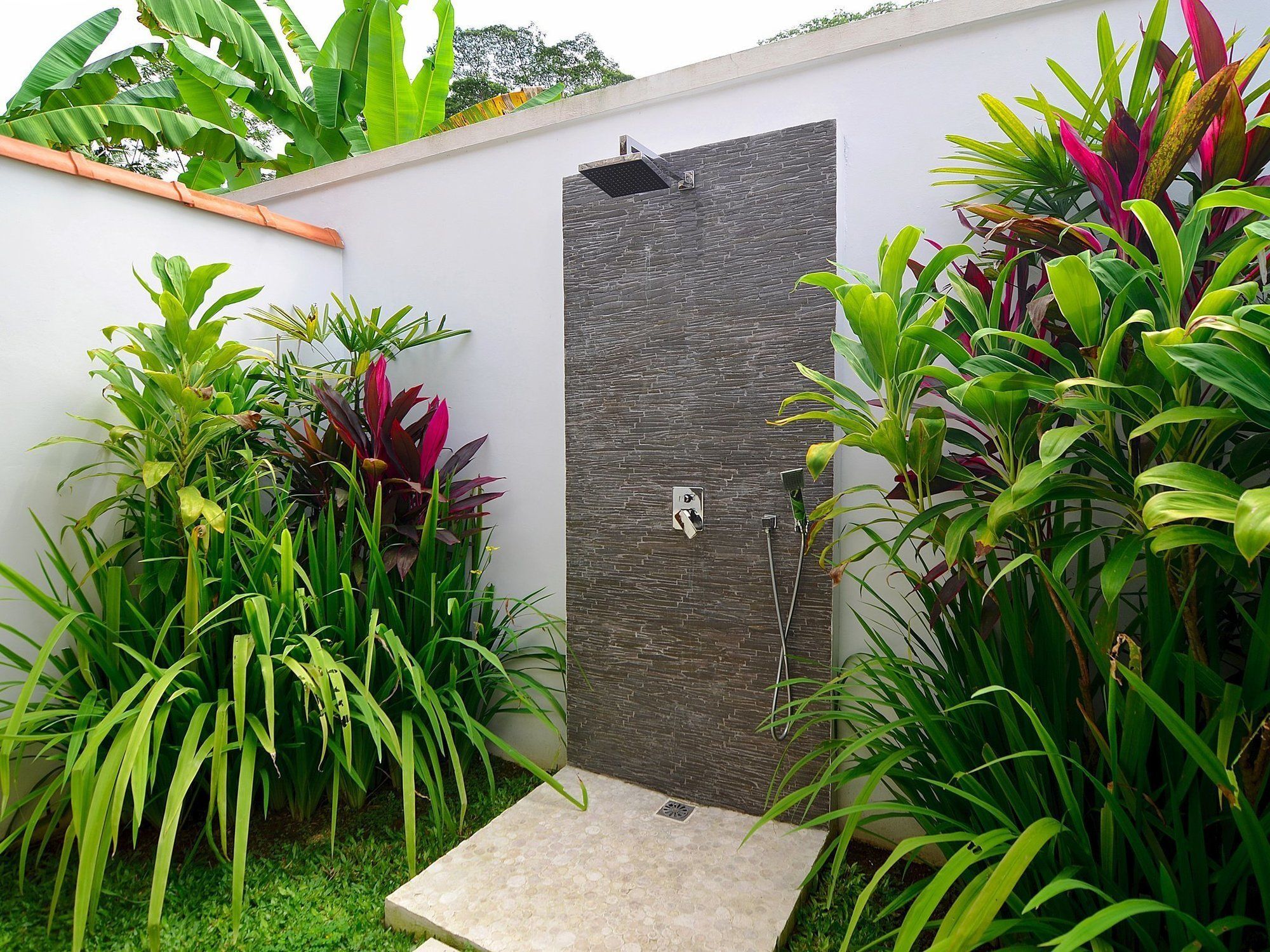 Villa Candi Kecil Empat
