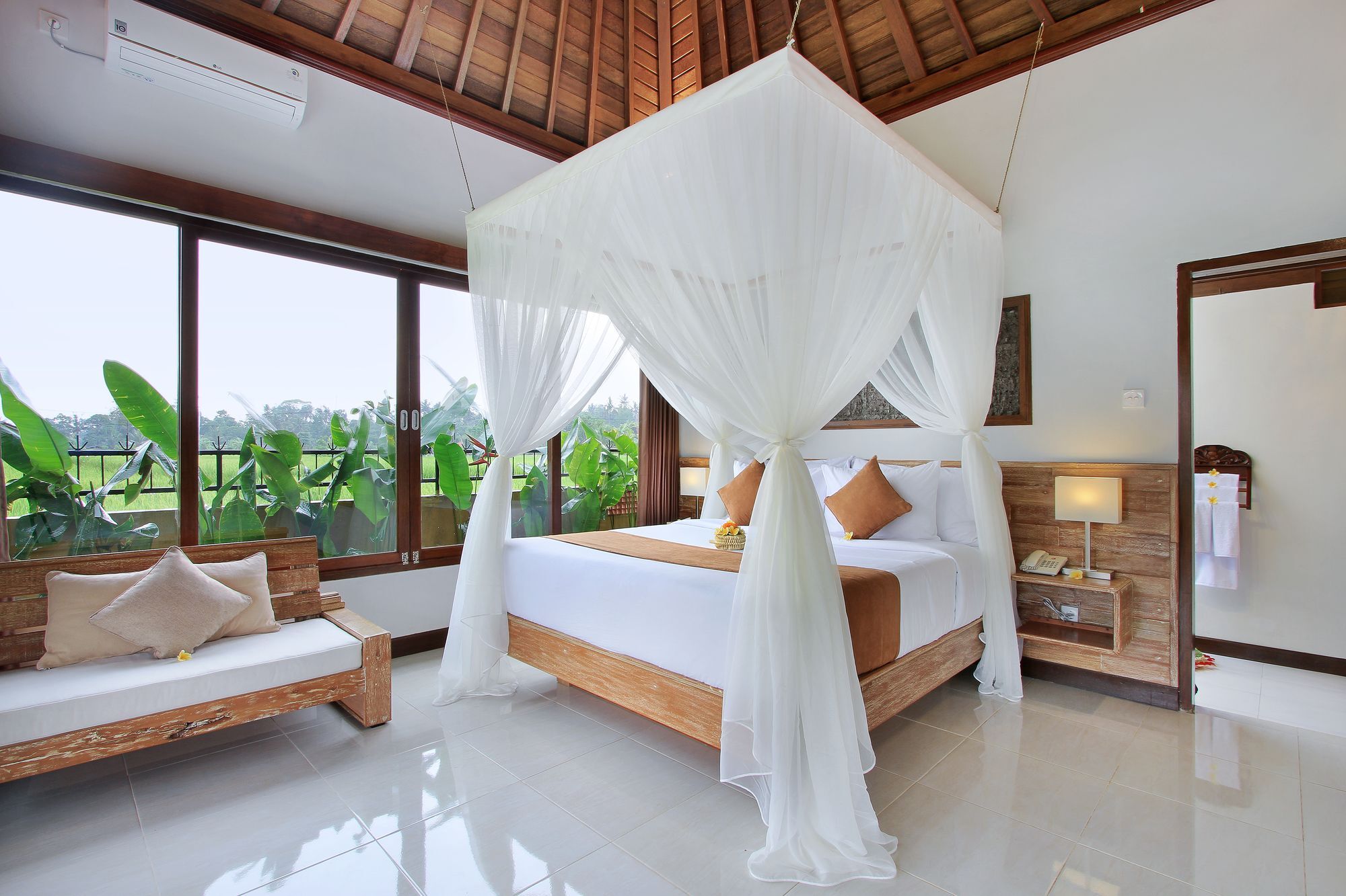Villa Candy
