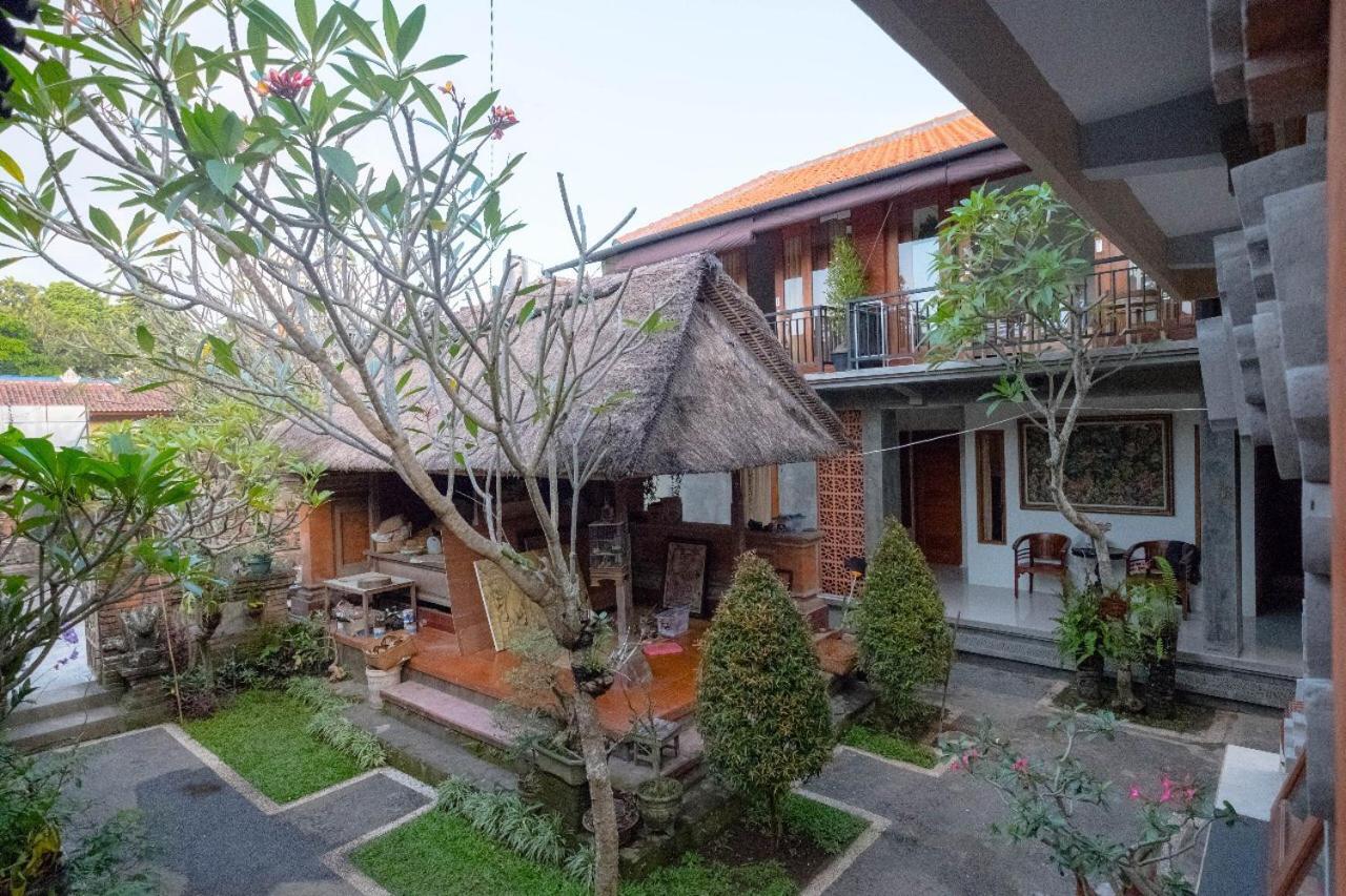 Homestay Nikuna *