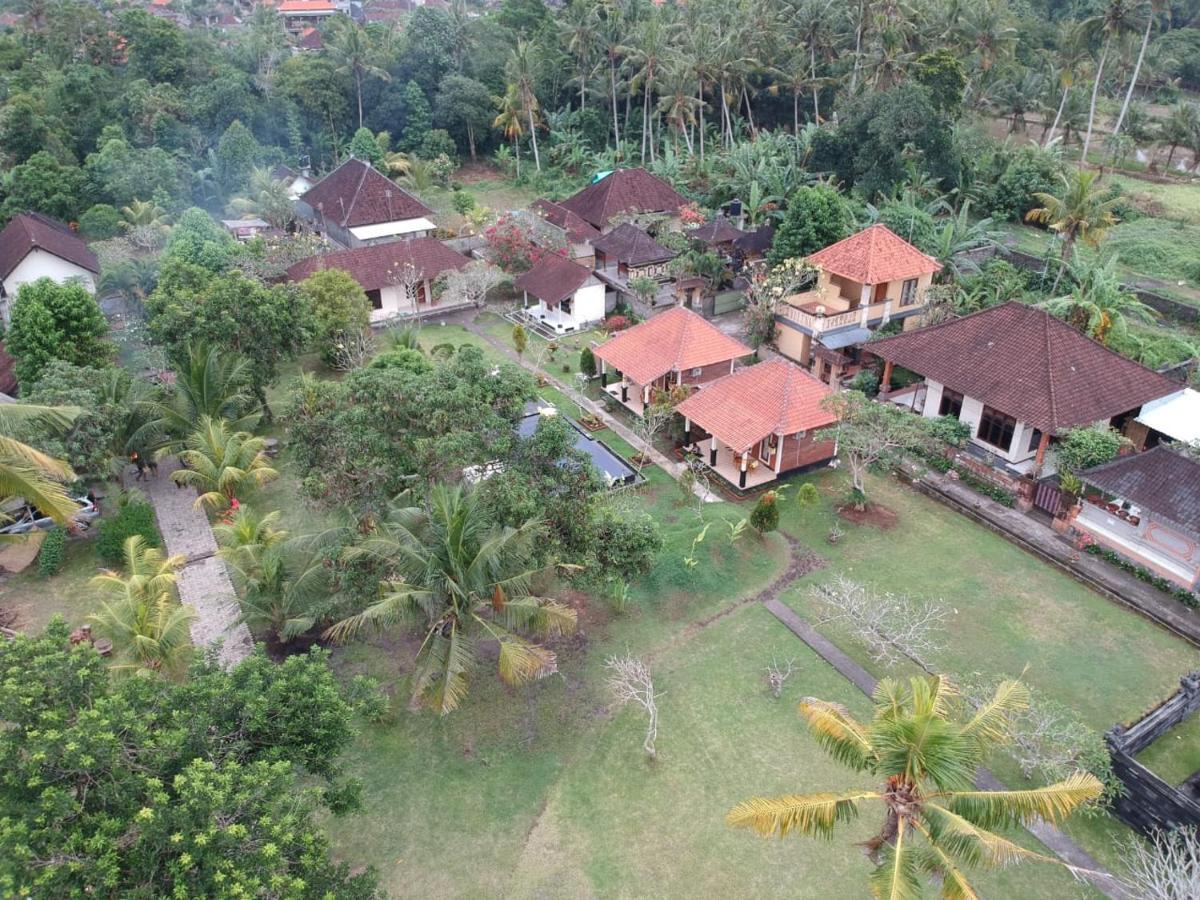 Dhiari Wisma tamu *