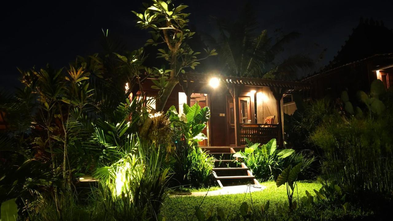 Villa Neyang *