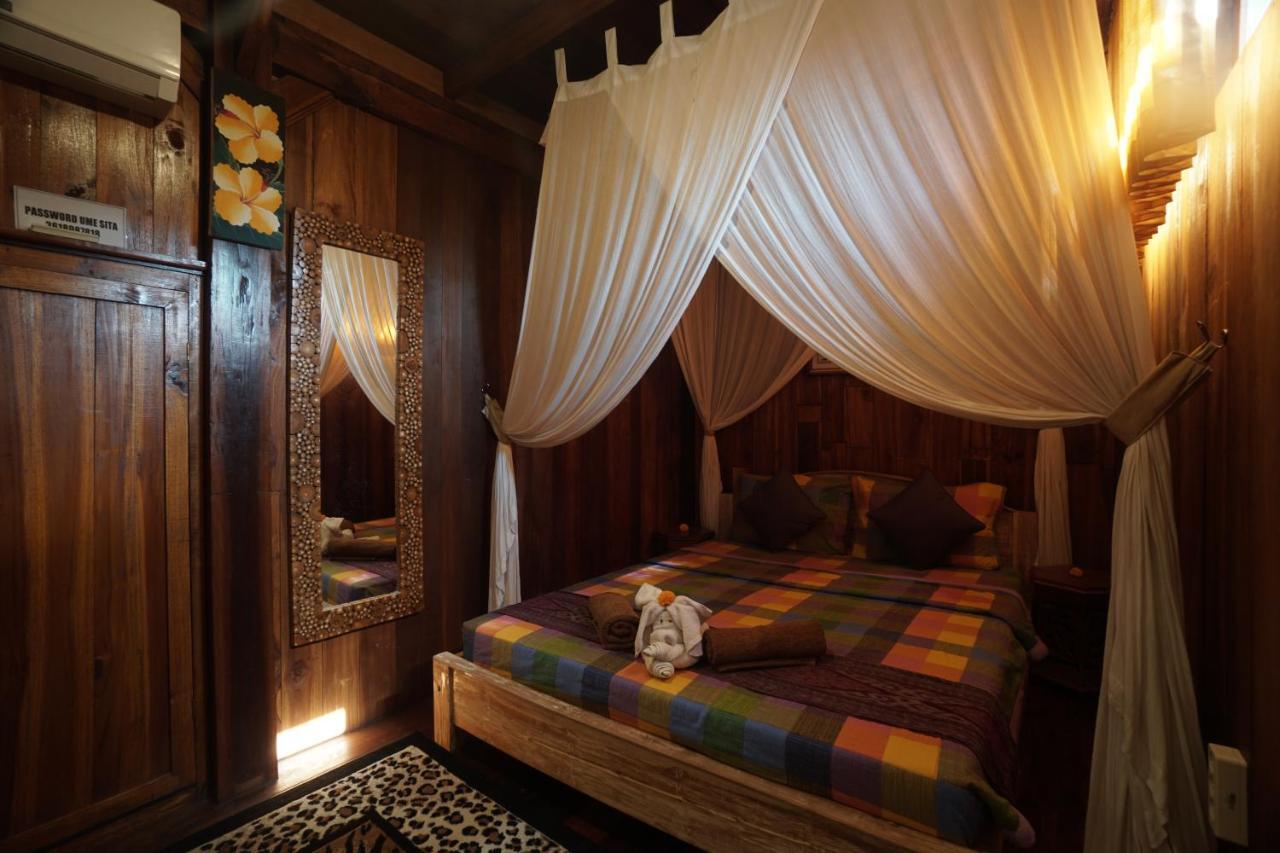 Homestay Ume Sita And