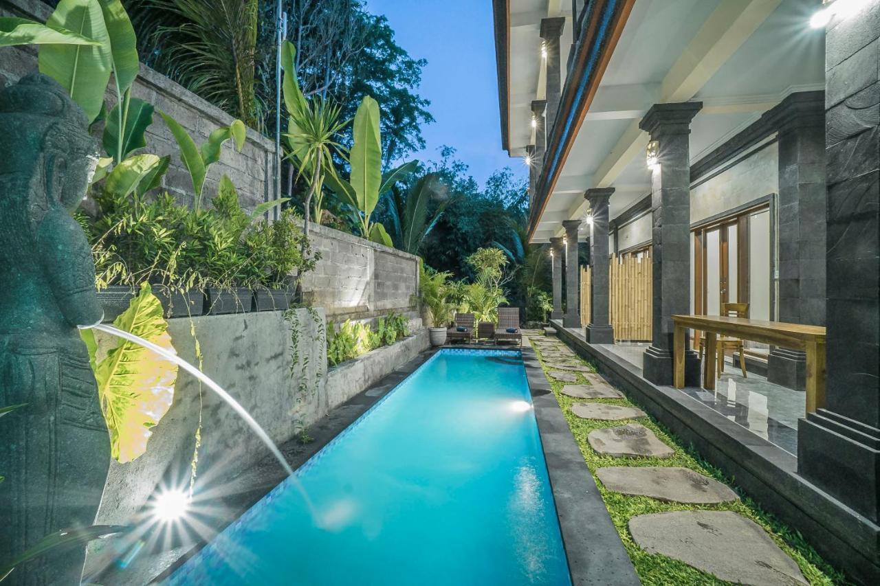 Adenia House