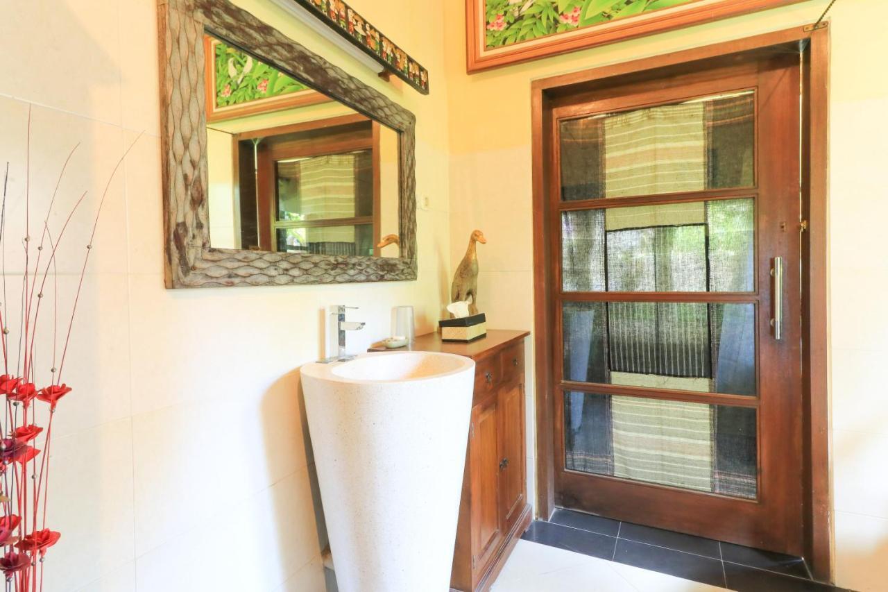 Chez Nyoman Guest house 2*