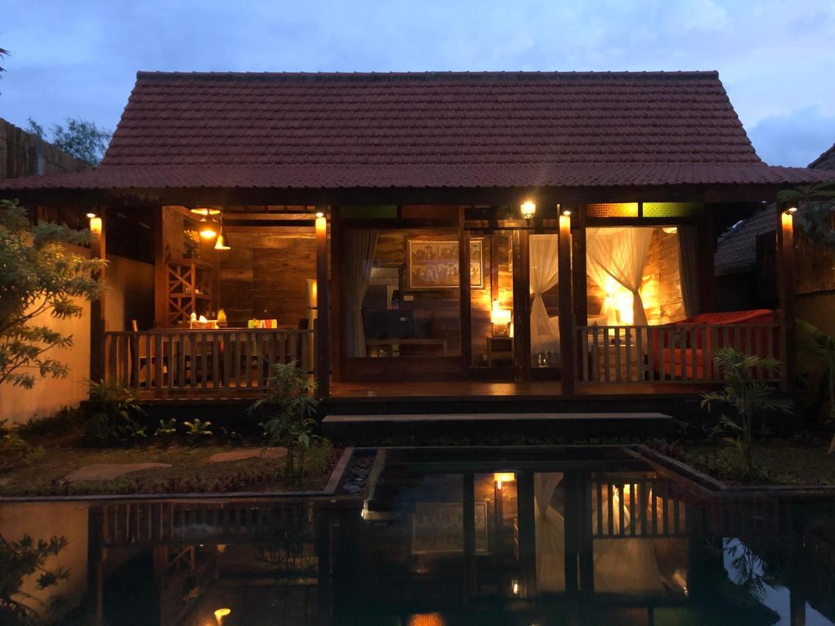 Guest house Rumah Lumbung The Wooden House *