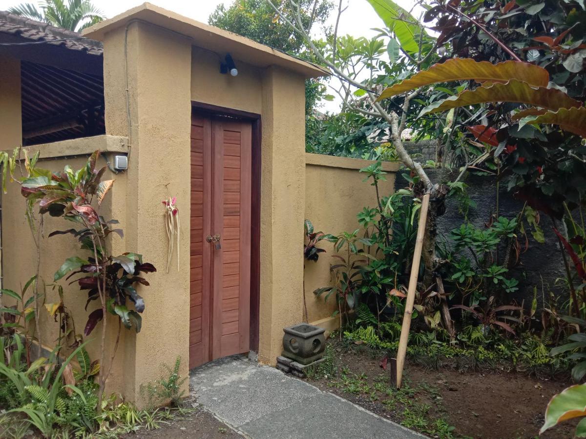 Dedik House Villa