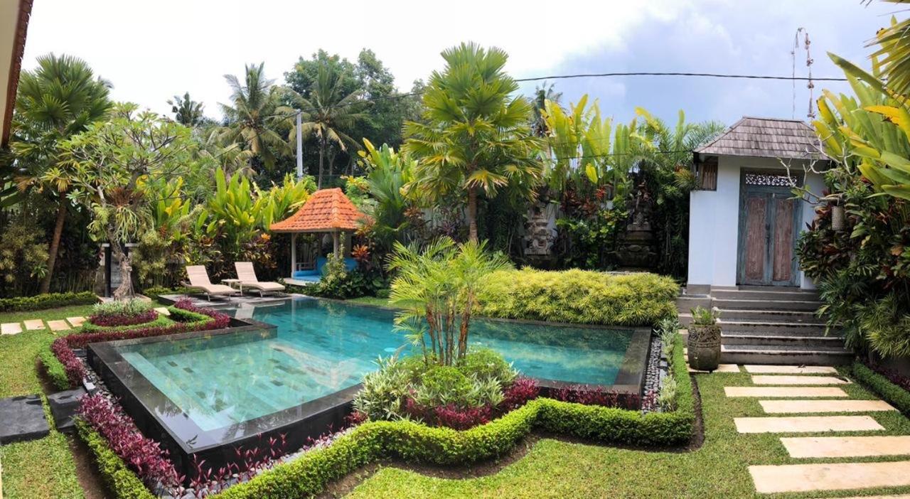Rumah Lumbung Villa