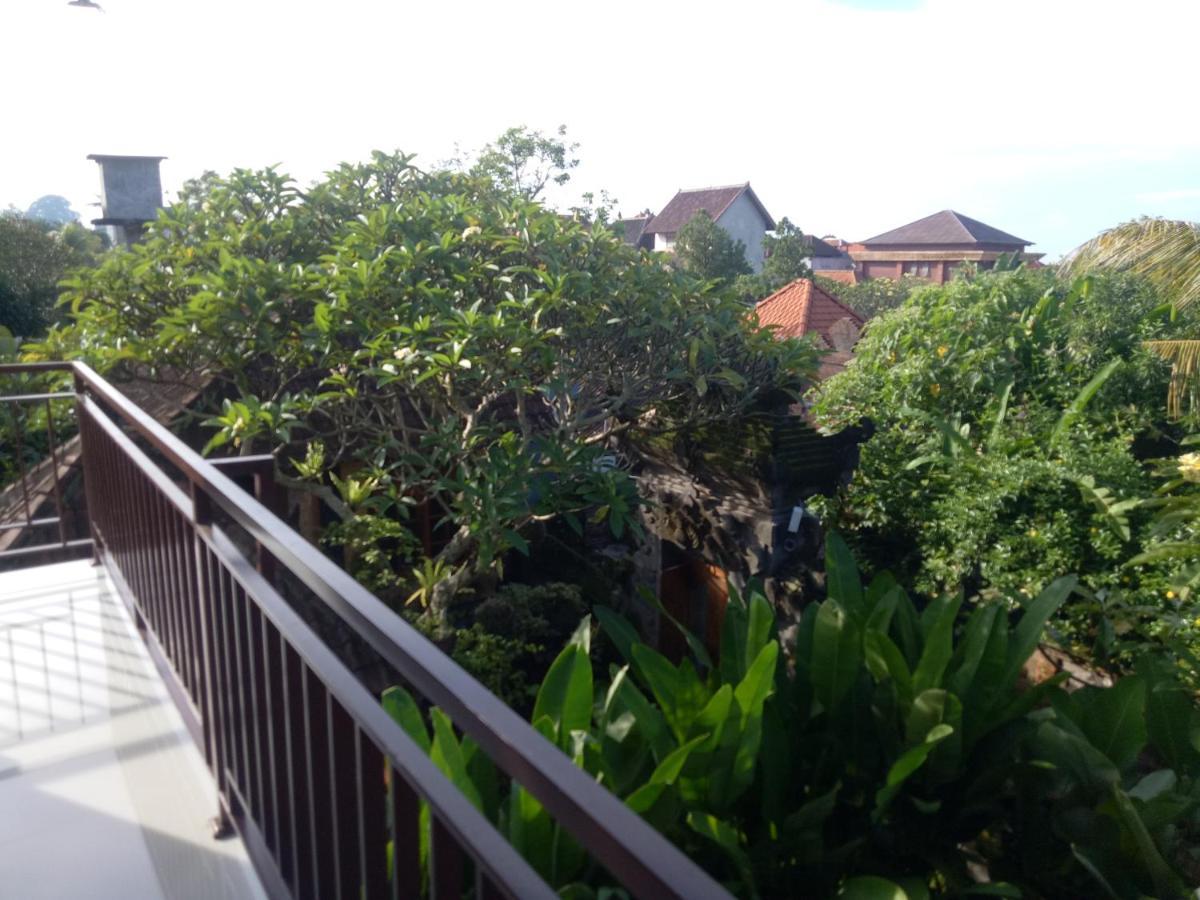 Guest house Suryadina