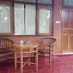Madra Homestay