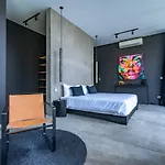 Rouge - Loft Volcano