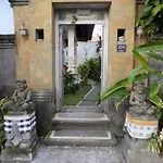 Pondok Loris Guest House
