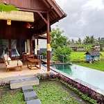 Pondok Seken Wooden Villa
