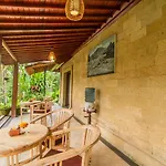 D\'Junas Villas By Pramana Villas