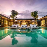 Villa Luna Lotus By Balisuperhost