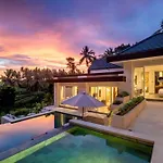 Villa White Lotus By Balisuperhost