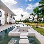 Villa Mushika By Balisuperhost